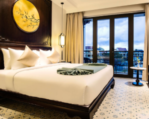 Travel Hoi An in March: The Golden Season to Explore the Ancient Town