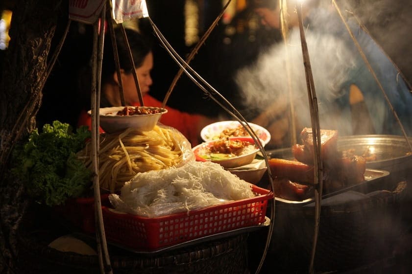 hotel-near-Hoi-An-night-market