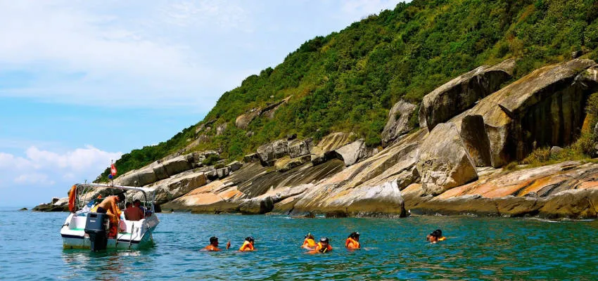Cham Island Snorkeling Tour