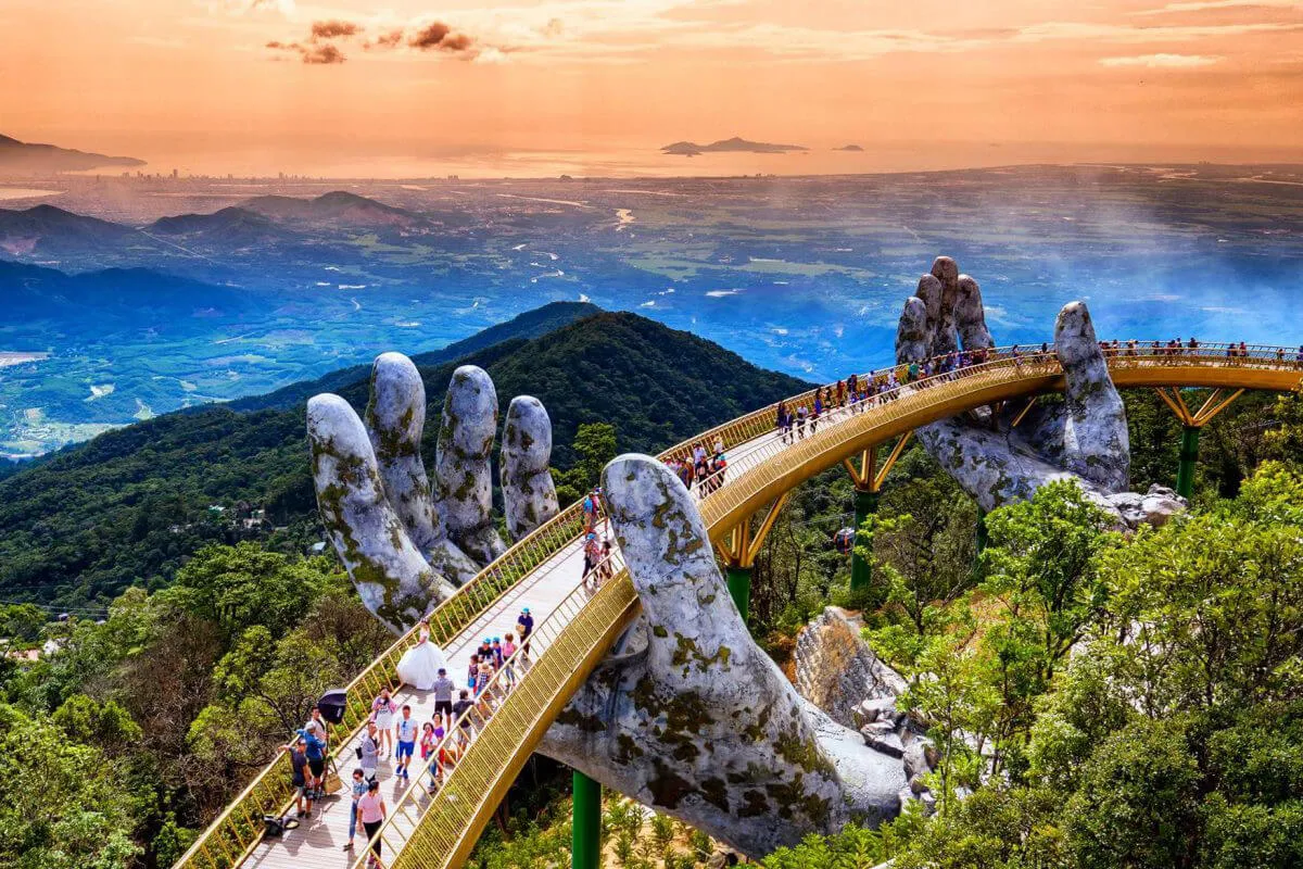 Ba Na Hills & Golden Bridge Tour