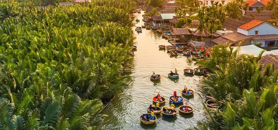 Bamboo Basket Boat Tour
