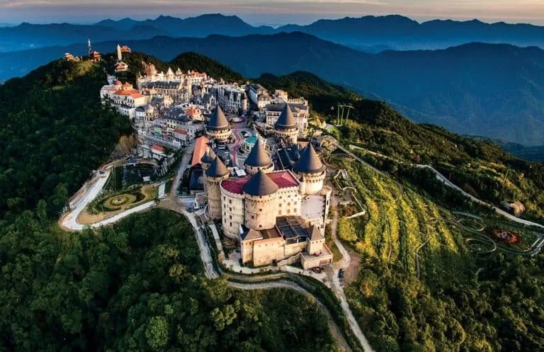Ba Na Hills & Golden Bridge Tour