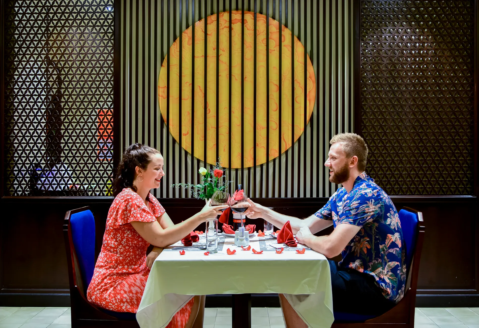 Laluna Romance Retreat